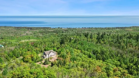 685 Cuttingwood Road Two Harbors MN 55616