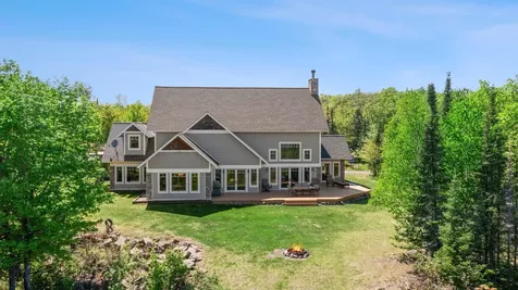 685 Cuttingwood Road Two Harbors MN 55616
