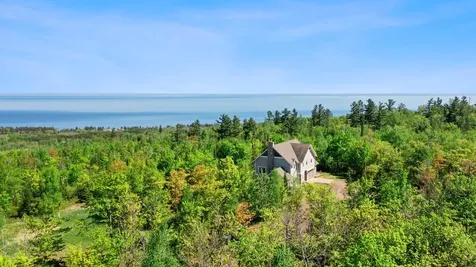 685 Cuttingwood Road Two Harbors MN 55616