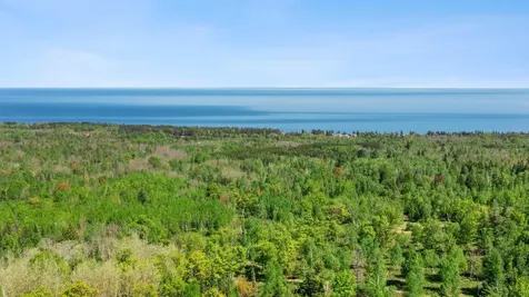 685 Cuttingwood Road Two Harbors MN 55616