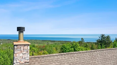 685 Cuttingwood Road Two Harbors MN 55616
