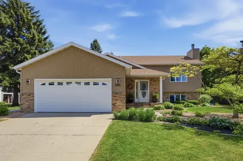 603 34th Avenue S Moorhead MN 56560