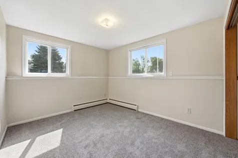 1014 24th Avenue S Moorhead MN 56560