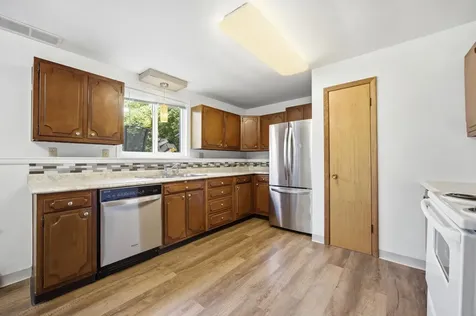 1014 24th Avenue S Moorhead MN 56560