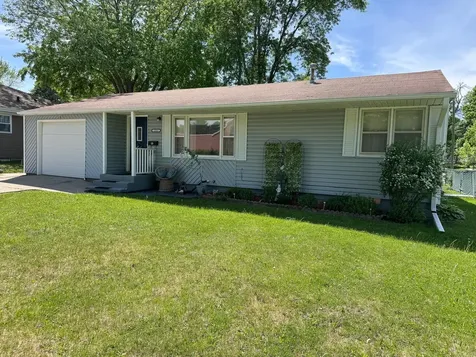 1231 N Baird Avenue Fergus Falls MN 56537