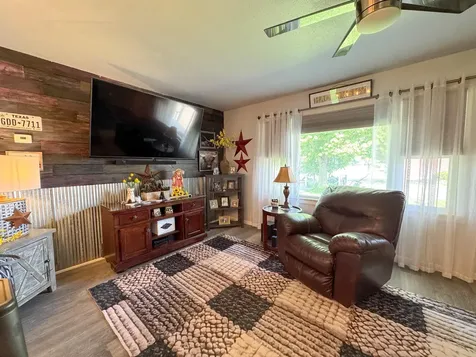 1231 N Baird Avenue Fergus Falls MN 56537