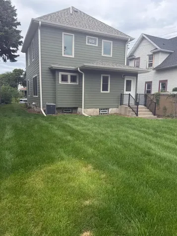 2427 17th Avenue S Minneapolis MN 55404