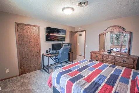 43453 105th Avenue Holdingford MN 56340