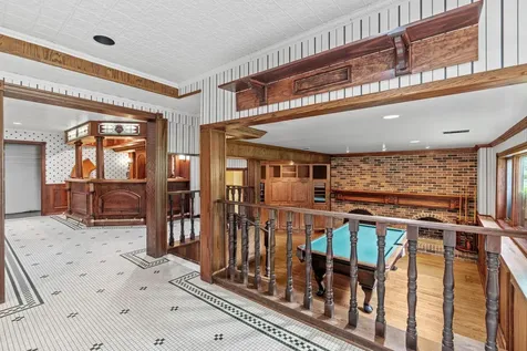 1952 Safari Trail Eagan MN 55122