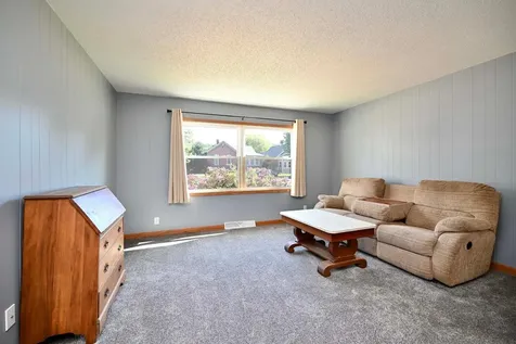 501 E Howard (10th) Street Winona MN 55987