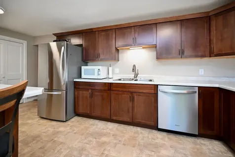 501 E Howard (10th) Street Winona MN 55987