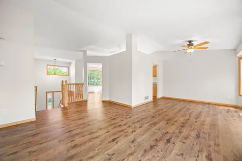 488 Thomas Avenue Shakopee MN 55379