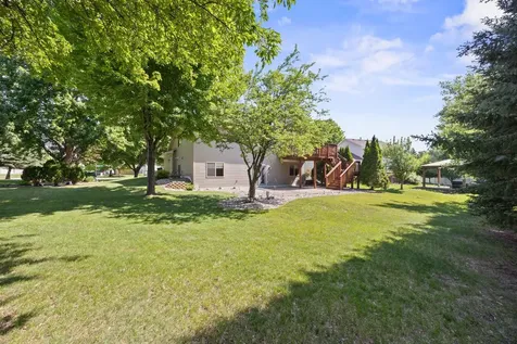 488 Thomas Avenue Shakopee MN 55379