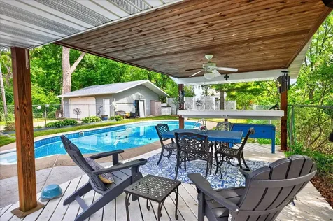 79 Long Lake Road Mahtomedi MN 55115