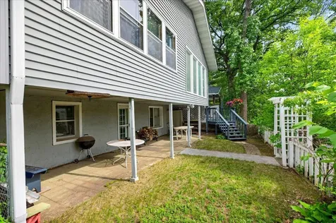 79 Long Lake Road Mahtomedi MN 55115