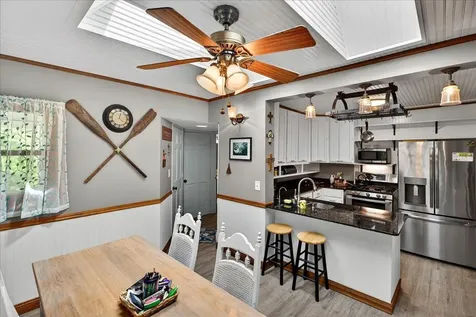 79 Long Lake Road Mahtomedi MN 55115