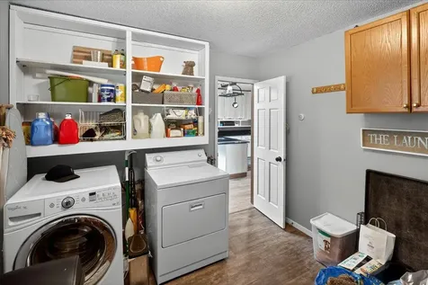 79 Long Lake Road Mahtomedi MN 55115