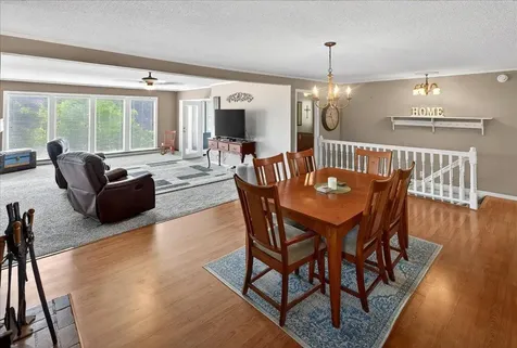 79 Long Lake Road Mahtomedi MN 55115