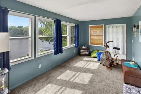 79 Long Lake Road Mahtomedi MN 55115