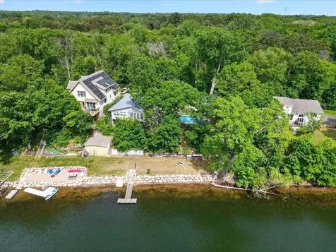 79 Long Lake Road Mahtomedi MN 55115