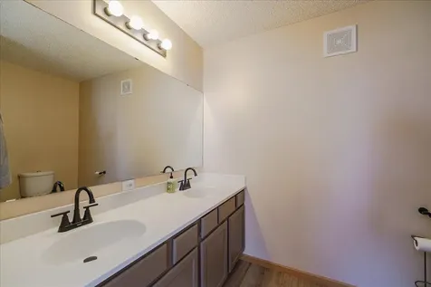 20591 Keystone Avenue Lakeville MN 55044