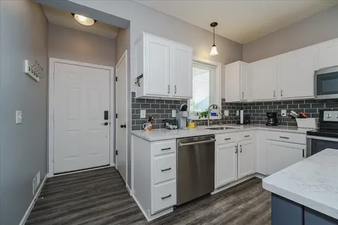 20591 Keystone Avenue Lakeville MN 55044