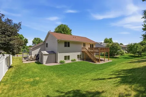 1301 Roberts Road Buffalo MN 55313