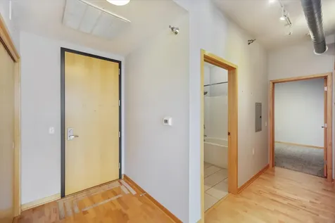 1211 Lagoon Avenue Minneapolis MN 55408