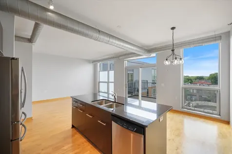 1211 Lagoon Avenue Minneapolis MN 55408
