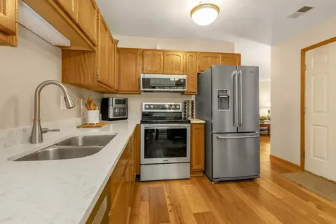 372 Gironde Court Woodbury MN 55125