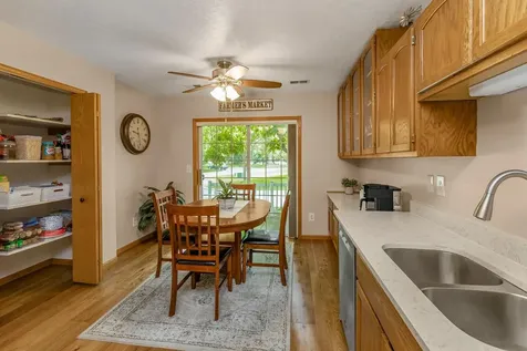 372 Gironde Court Woodbury MN 55125