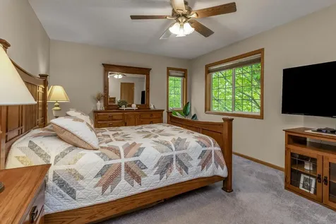 372 Gironde Court Woodbury MN 55125
