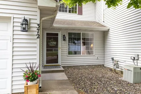 372 Gironde Court Woodbury MN 55125