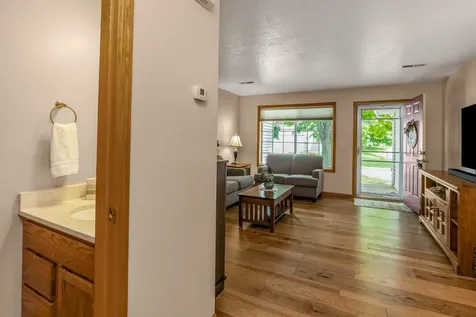 372 Gironde Court Woodbury MN 55125