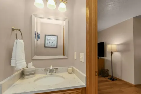 372 Gironde Court Woodbury MN 55125