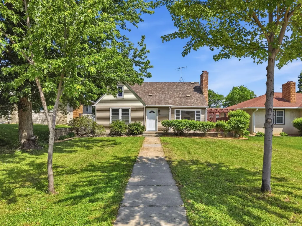 761 Nevada Avenue E Saint Paul MN 55106