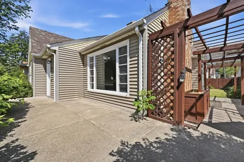 761 Nevada Avenue E Saint Paul MN 55106