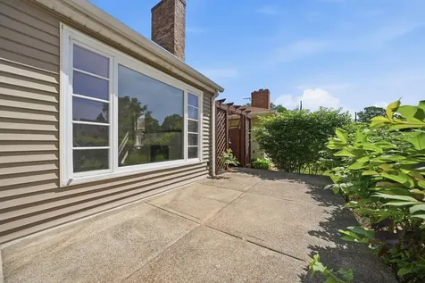 761 Nevada Avenue E Saint Paul MN 55106