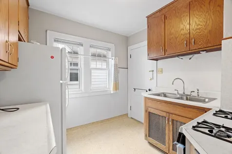 2196 Eleanor Avenue Saint Paul MN 55116