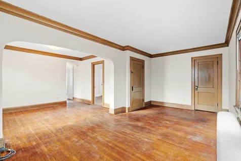 2196 Eleanor Avenue Saint Paul MN 55116
