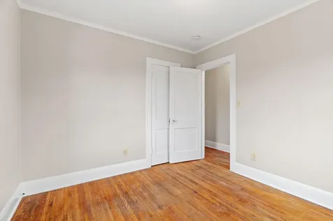 2196 Eleanor Avenue Saint Paul MN 55116