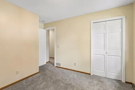 7240 Ticonderoga Trail Eden Prairie MN 55346