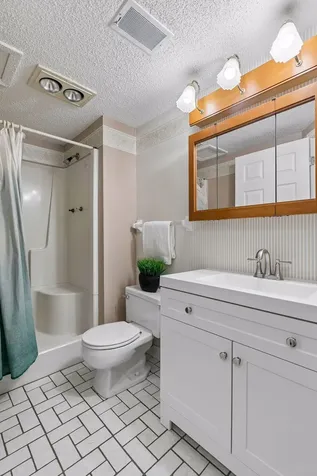 7240 Ticonderoga Trail Eden Prairie MN 55346