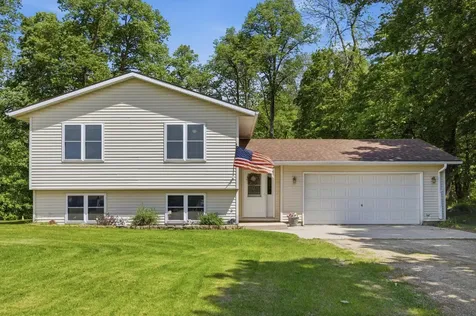 16236 305th Avenue Detroit Lakes MN 56501