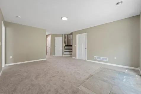1886 Desoto Street N Maplewood MN 55117