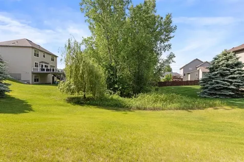 5721 103rd Avenue N Brooklyn Park MN 55443