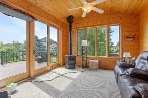 5721 103rd Avenue N Brooklyn Park MN 55443