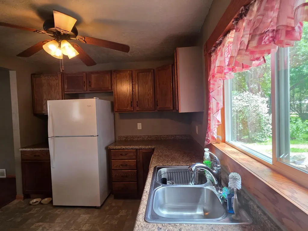 321 Sioux Street Holland MN 56139