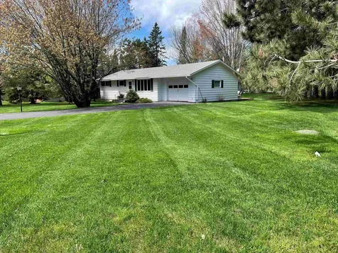 5 Birch Grove Road Esko MN 55733