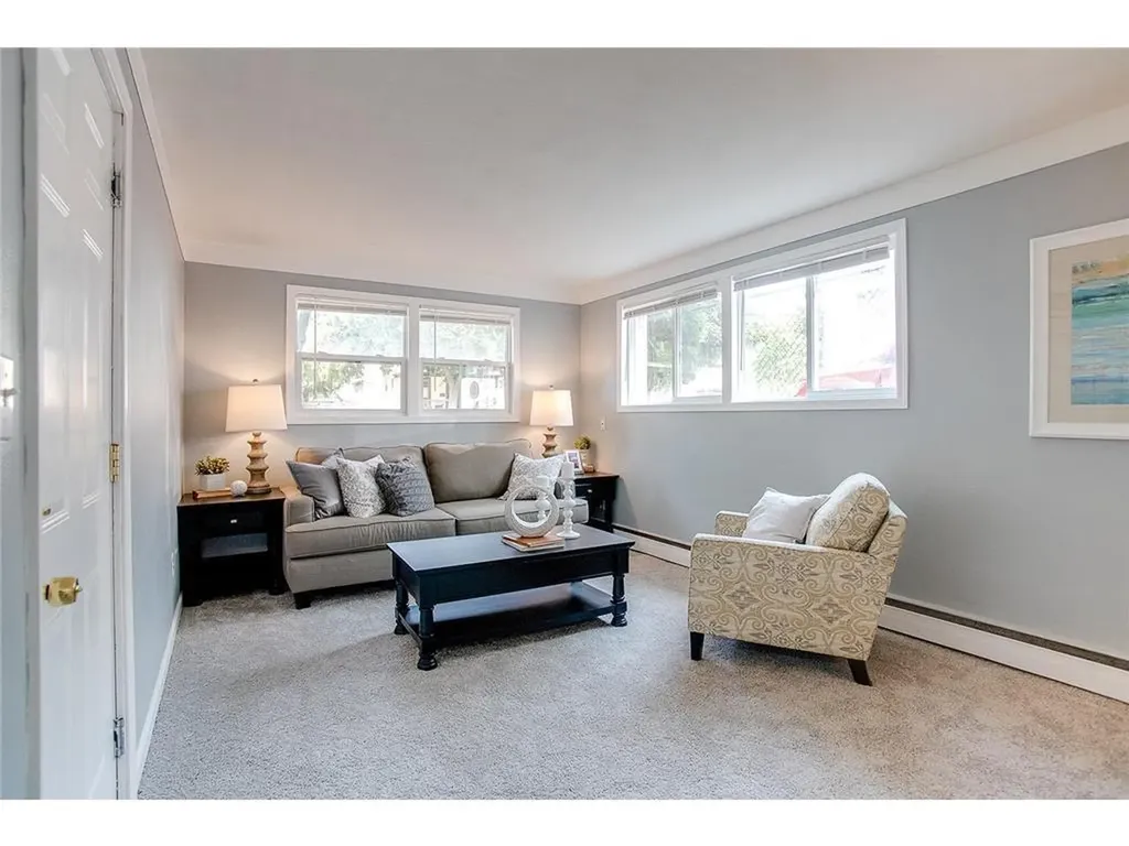 914 Burr Street Saint Paul MN 55130
